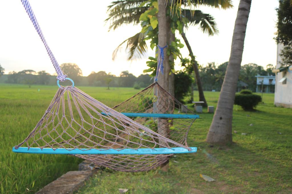 Manel Guest House Polonnaruwa Buitenkant foto